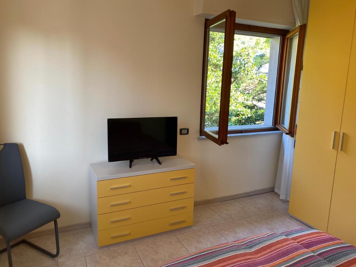 Apartment Lac Brusimpiano Buitenkant foto